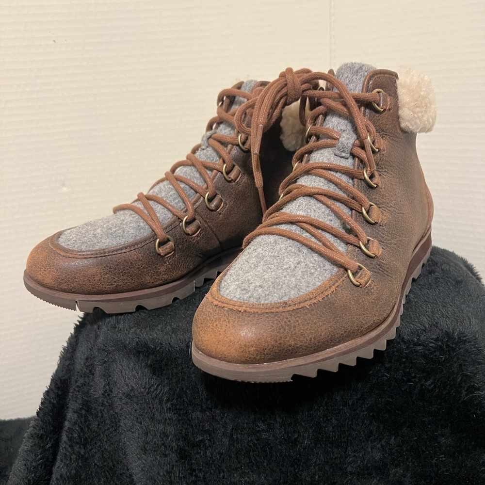 Ladies Sorel Winter Boots